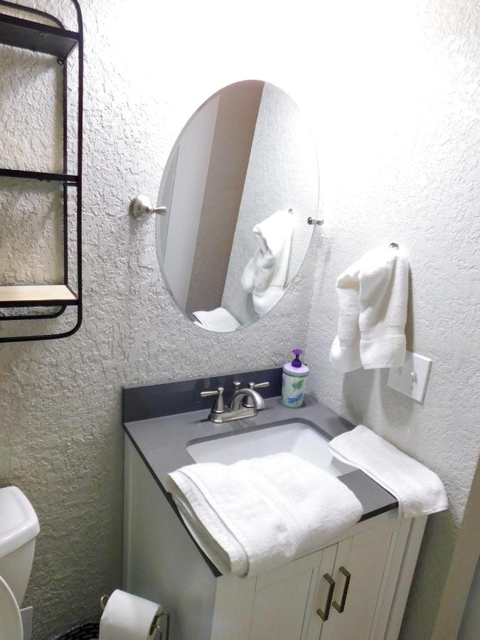 Budget Friendly Condo Within Walking Distance To The Beach! Gulf Shores Exterior foto